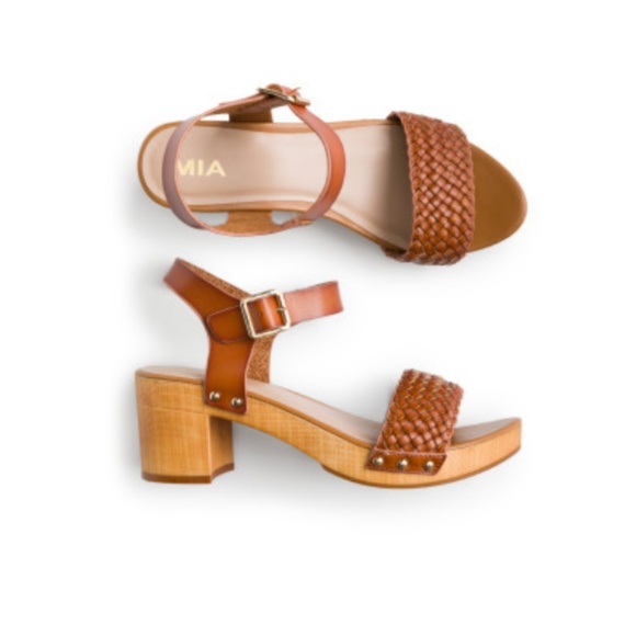 Mia Shoes Shoes - Verda Woven Strap Wooden Heel